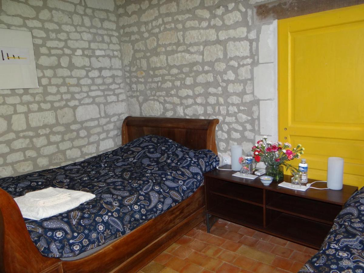 Saires Gite Du Manoir Des Roches מראה חיצוני תמונה